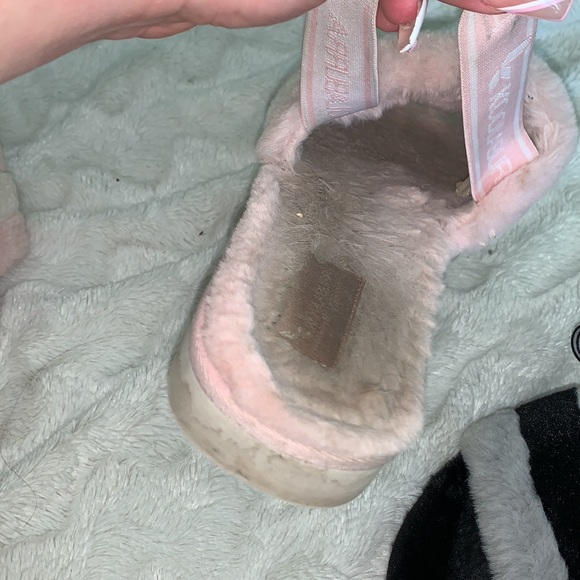 Fuzz'n Slipper Slides - Koolaburra by Ugg - Picture 3 of 4